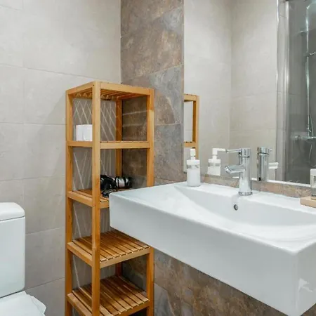 2 Bedroom Awesome In Banići